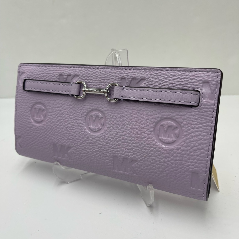 MICHAEL KORS Carson Large Logo Debossed Snap Wallet
Light Quartz 
NWT - Picture 2 of 16